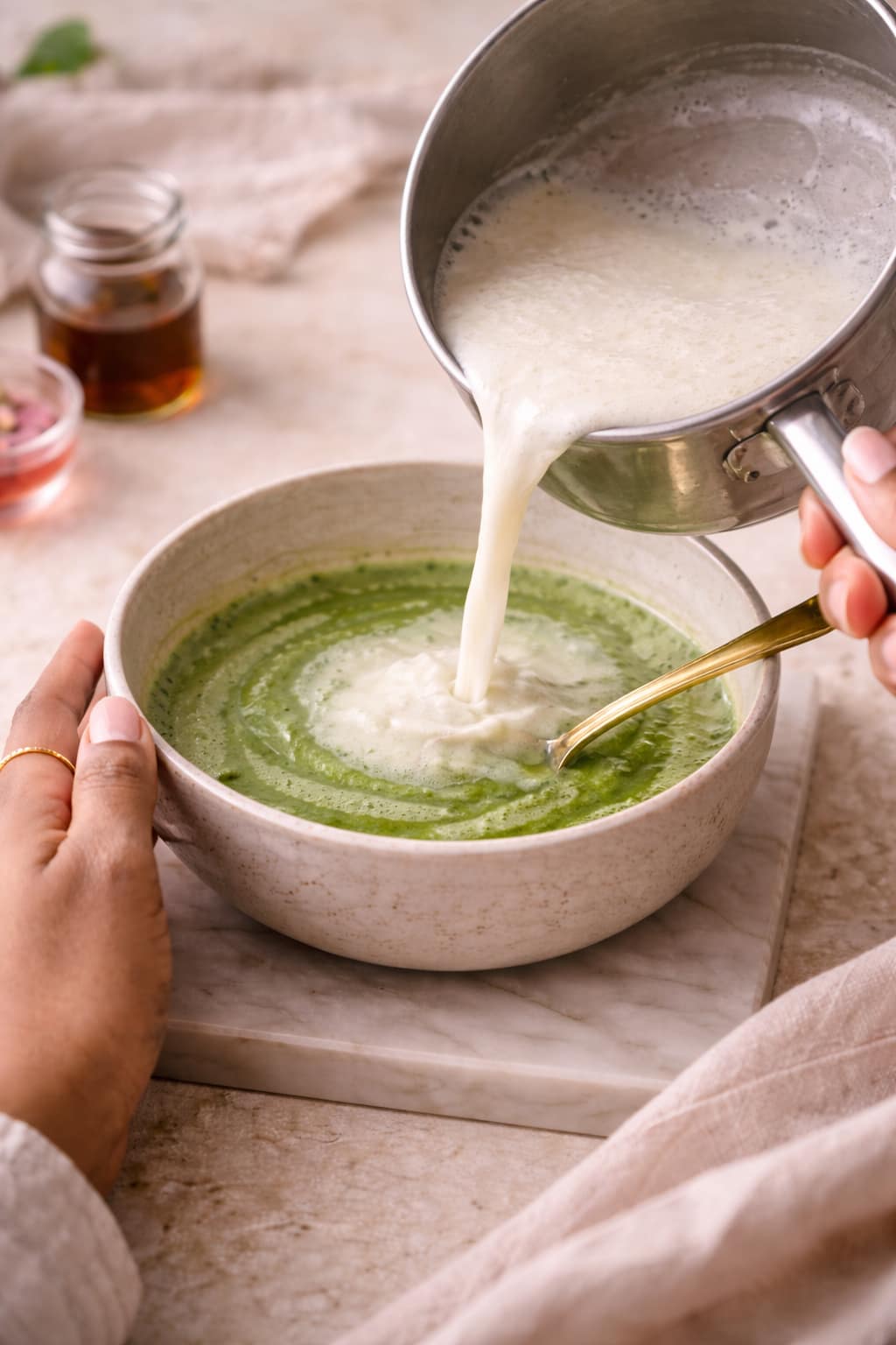 Step 4: Combining matcha and milk for latte